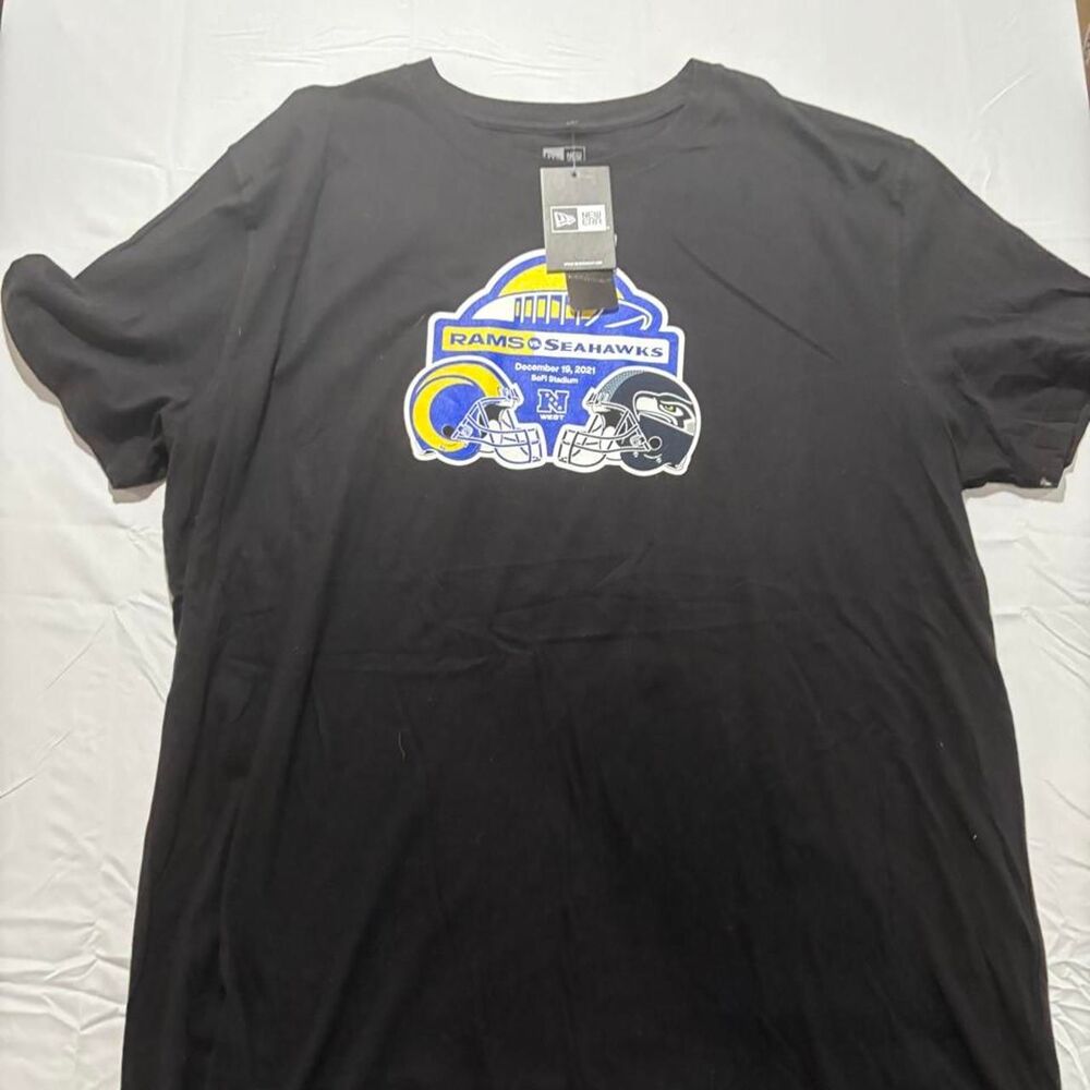 New-era Men's Black T-shirt
